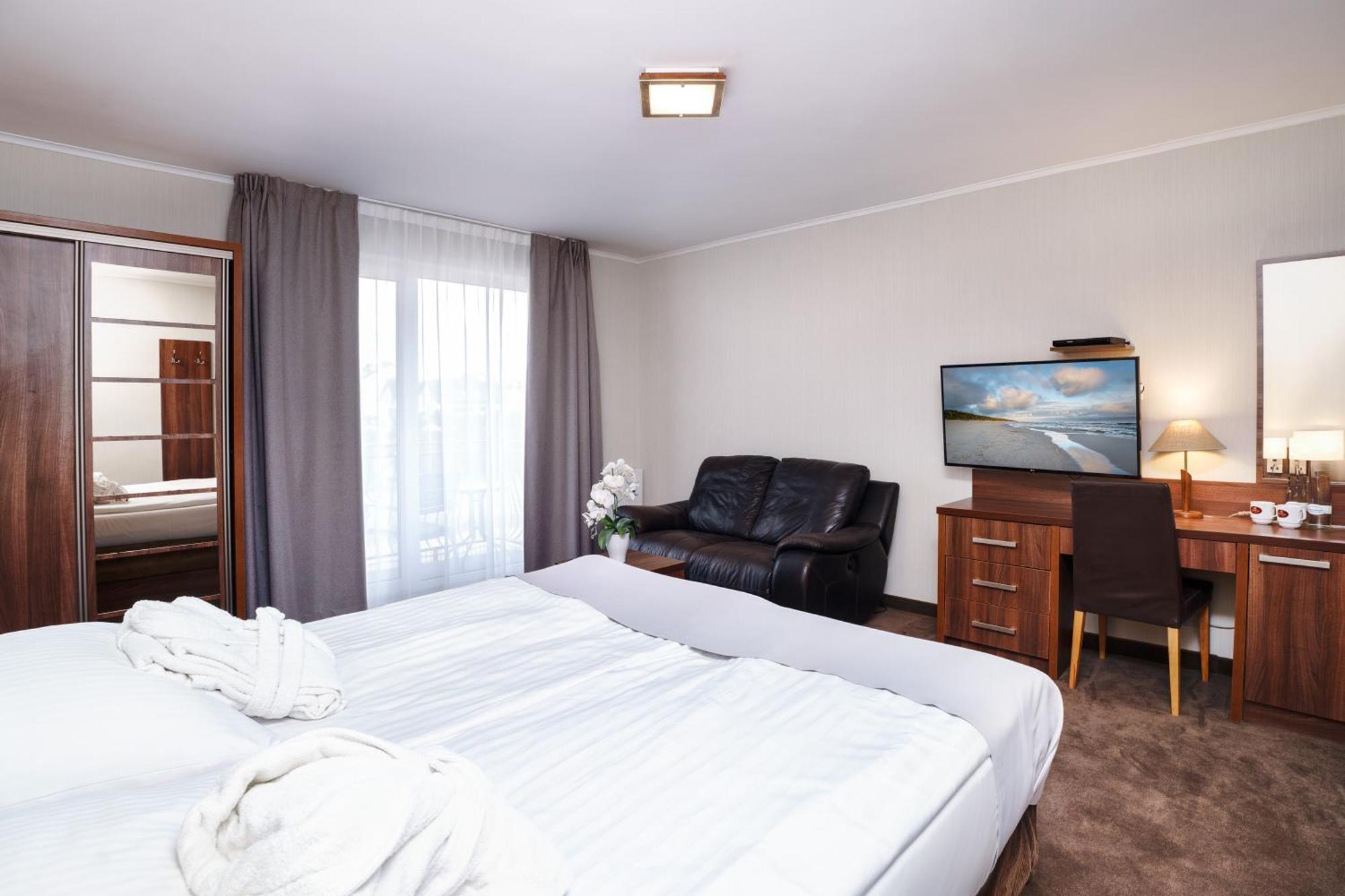 Hotel Spa Activia Ястшембя-Гура Экстерьер фото