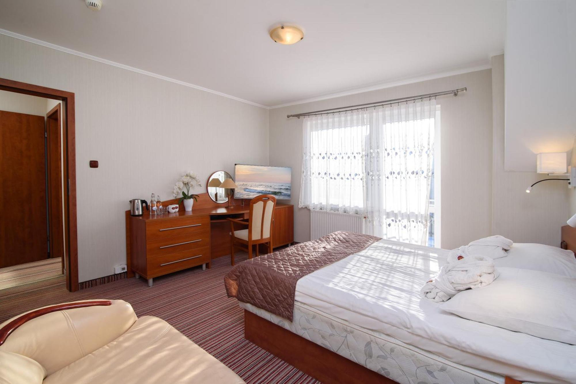 Hotel Spa Activia Ястшембя-Гура Экстерьер фото