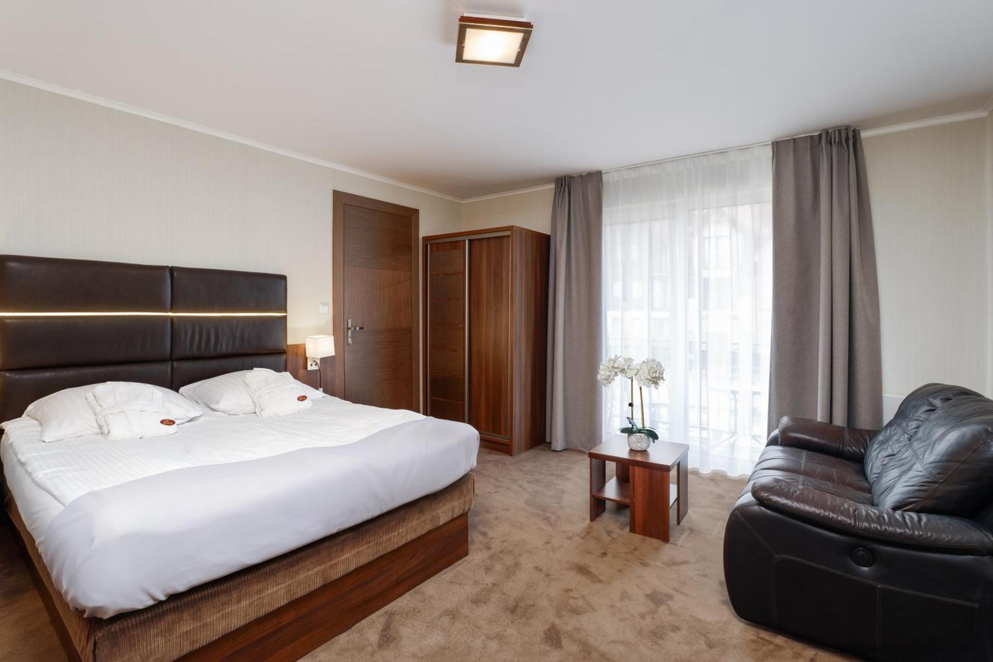 Hotel Spa Activia Ястшембя-Гура Экстерьер фото